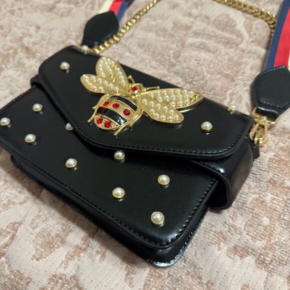 Fashion Jewel and Gold Bumble Bee Faux Leather Modular Crossbody Bag - Picture 2 of 8